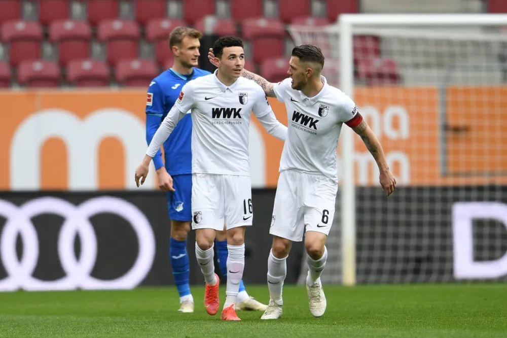  德甲榜首大战多特绝杀拜仁登顶成功  